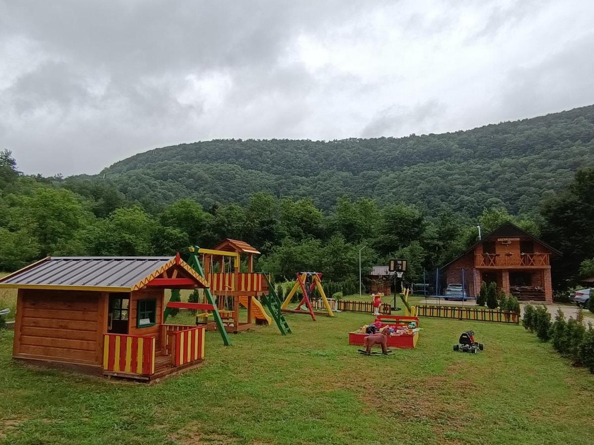 Live Nature Bihac Bagian luar foto